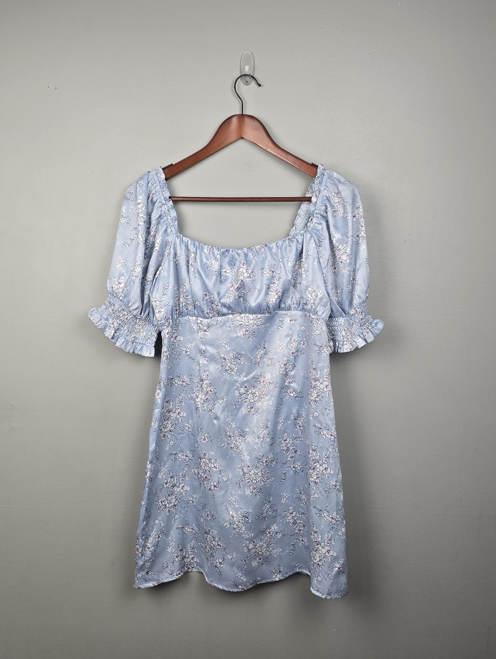 What a Sweetheart Blue Floral Print Satin Puff Sleeve Mini Dress Womens Size S - Picture 4 of 11